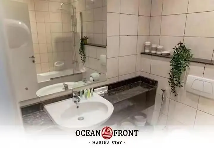 Seashell Marina Beach View Dubai Homestay